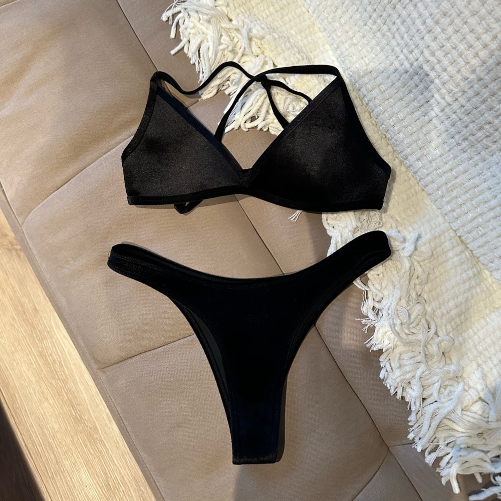 Hoaka Swimwear black velvet bikini